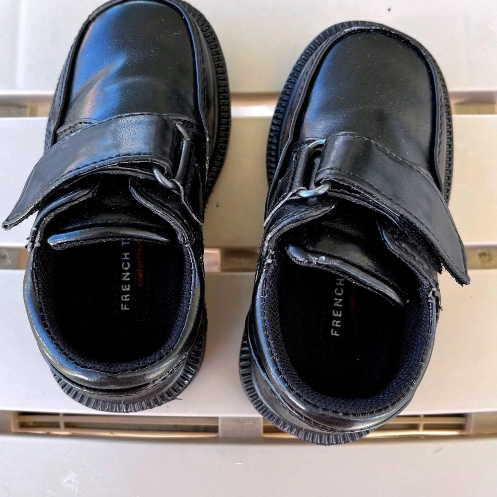 French Toast Boys Black Dress Shoes Uniform School Hook and Loop Size 5M Toddler